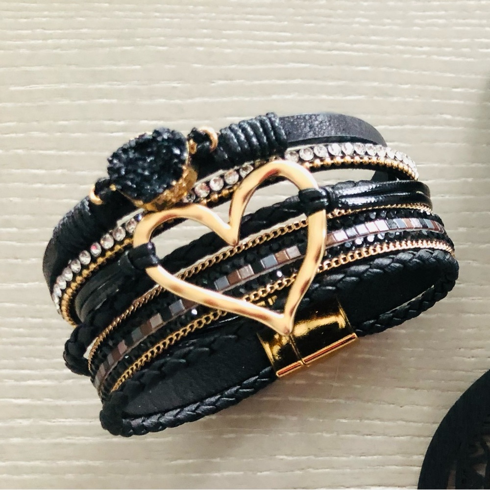 Magnetic black/gold bracelet, new!